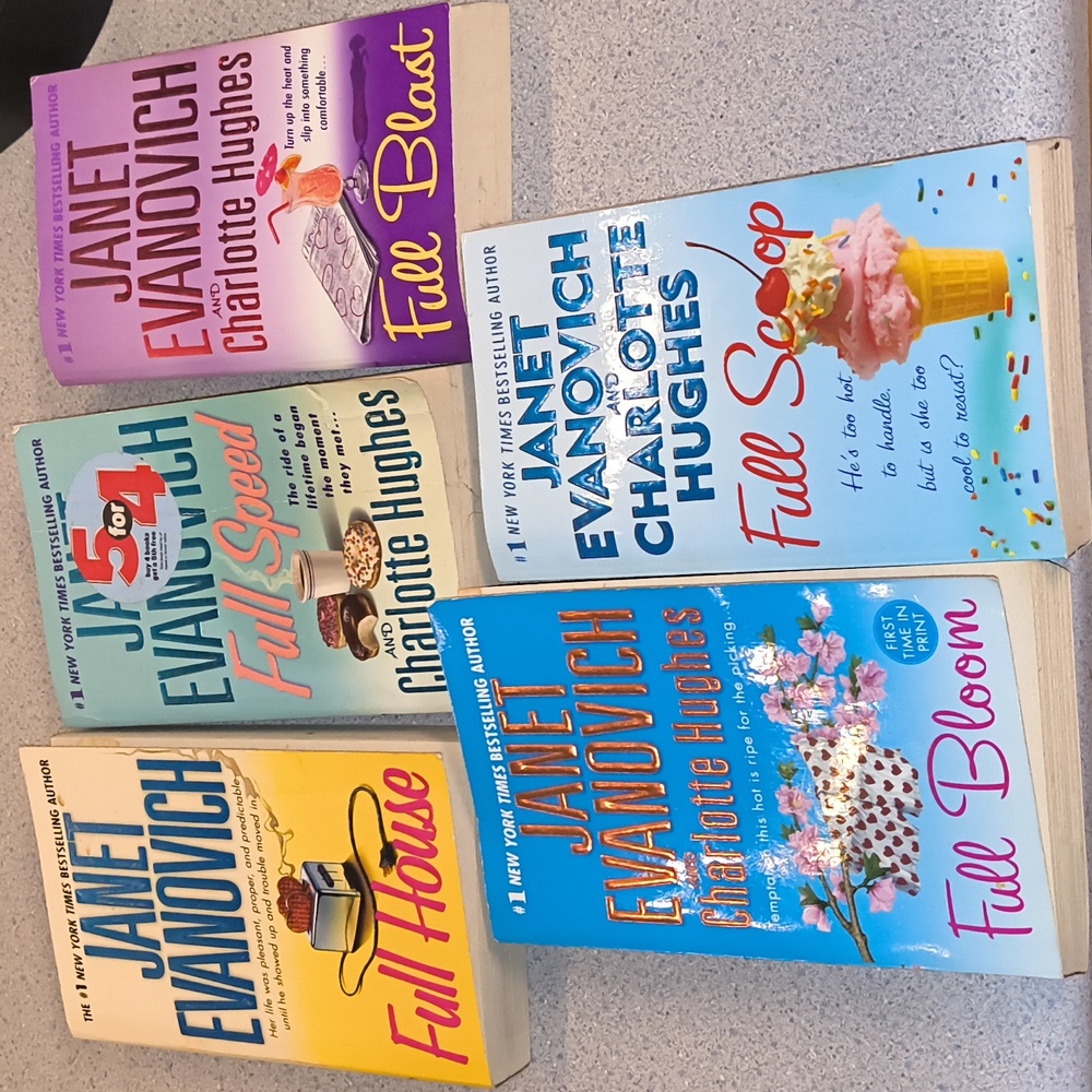 Janet Evanovich Book Series Set of 5